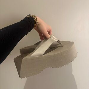 Stylish H&M Platform Sandals Cream / Gray Color